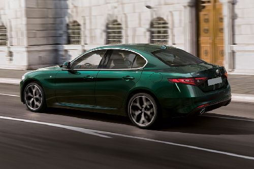 Rear Cross View of Alfa Romeo Giulia