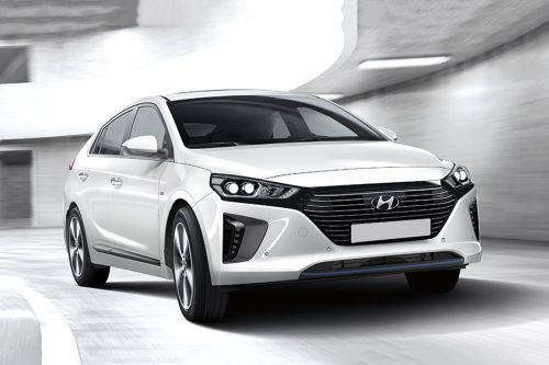 Hyundai Ioniq Hybrid Front Medium View