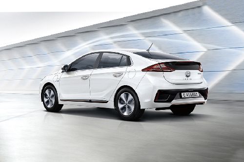 Rear Cross Side View of Hyundai Ioniq EV