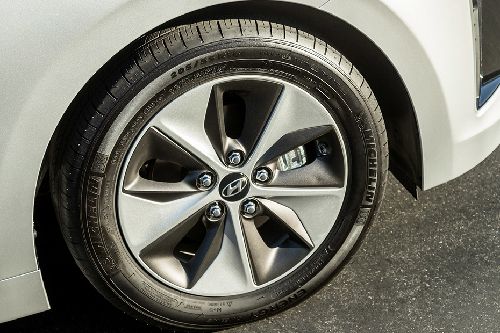Ioniq EV Wheel