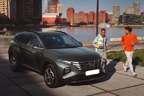 Tucson Medium Angle Front View