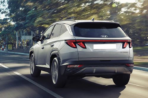 Rear Medium View of Hyundai Tucson