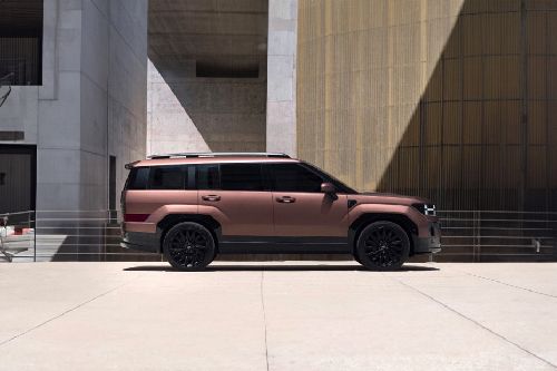 Santa Fe Medium Angle Front View