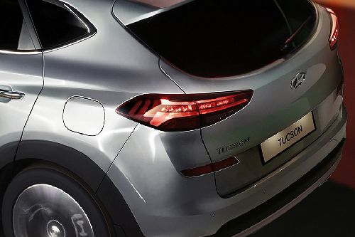 Tucson (2016-2021) Tail light