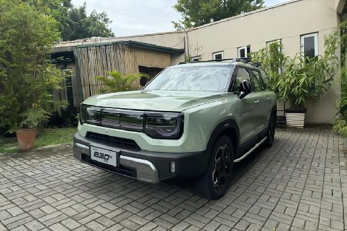 BAIC B30e Dune Front angle low view