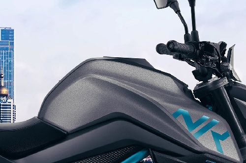 CFMoto 250 NK Fuel Tank View