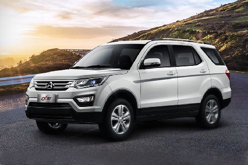 Changan CX70 Front Side View