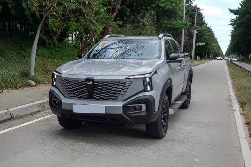 Nevo Hunter K50 Reev Tilted Front View