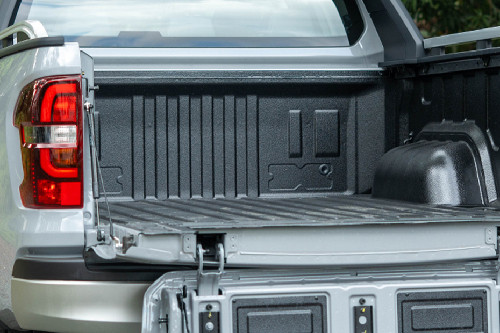 Trunk Open Closer View of Nevo Hunter K50 Reev