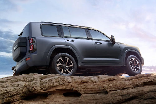 Haval H9 Rear Low Angle View