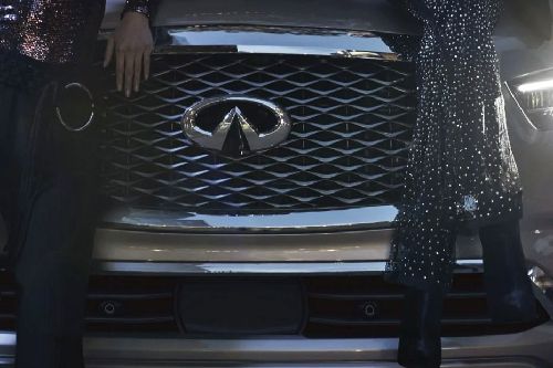 QX80 Grille View