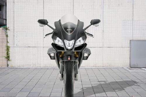 Aprilia RSV4 1100 Factory Front View Full Image
