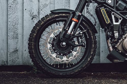 Husqvarna Vitpilen 401 Front Tyre
