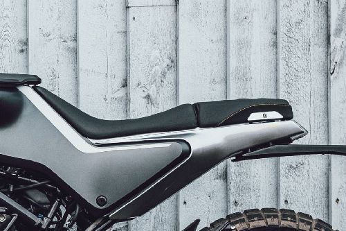 Husqvarna Vitpilen 401 Rider Seat View