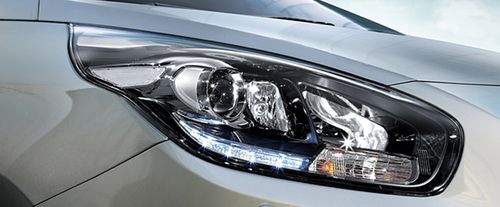 Carens Headlight