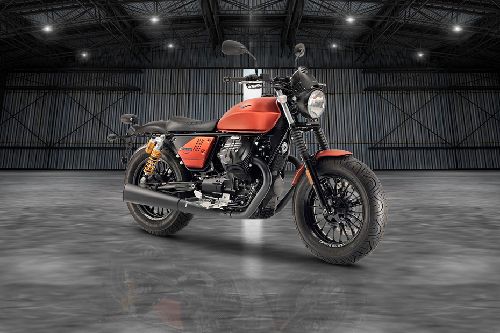 Moto Guzzi V9 Bobber Sport Slant Rear View Full Image