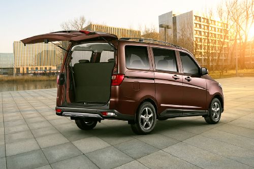 Rear Angle View Honor S Rear angle view