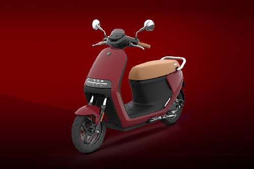 Slant Front View Full Image Segway E110L Slant Front View Full Image