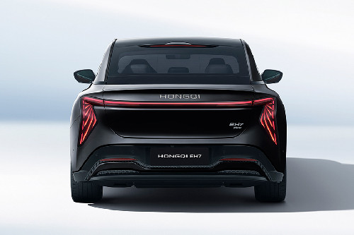 Full Rear View of Hongqi EH7