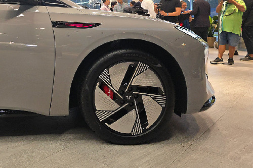 EH7 Wheel