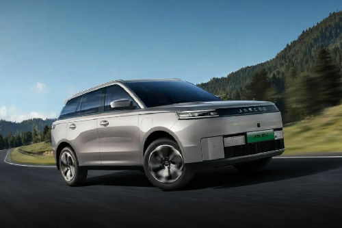JAECOO J5 EV Front Medium View