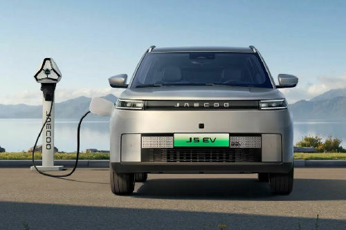 Full Front View of J5 EV