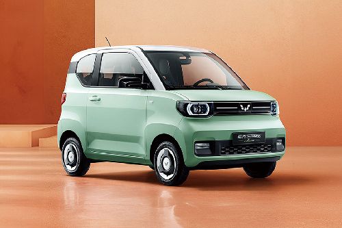 Wuling Macaron Front Side View