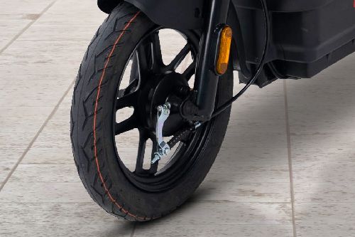 HATASU E-BIKES KUMI Front Tyre View