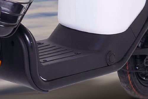HATASU E-BIKES NERO Foot Rest View