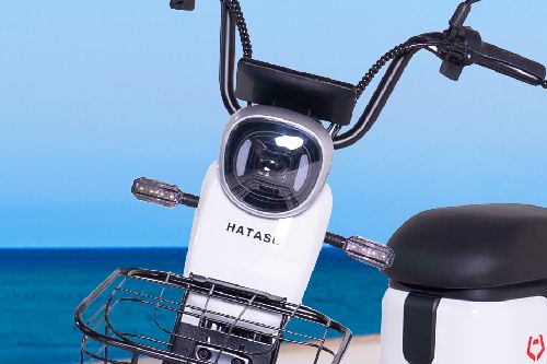 HATASU E-BIKES NERO Head Light View
