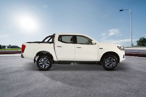 Dongfeng Rich 6 EV Drivers Sideview