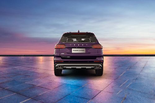 Full Rear View of Chery Tiggo 8 Pro