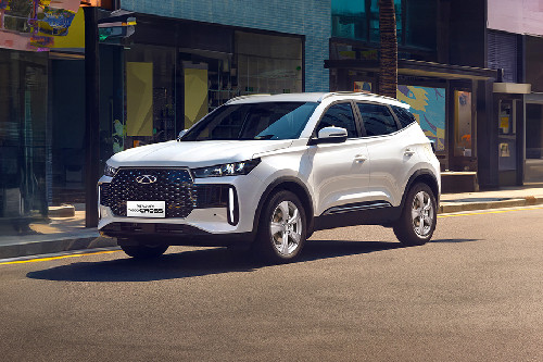 Front Angle Low View Chery Tiggo Cross Front angle low view