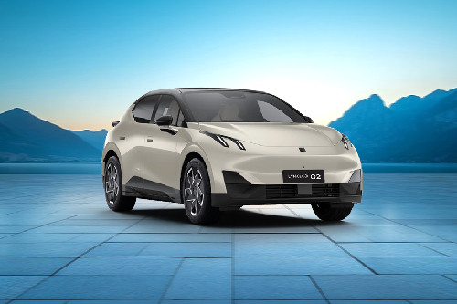 Front Medium View Lynk & Co 02 Front Medium View