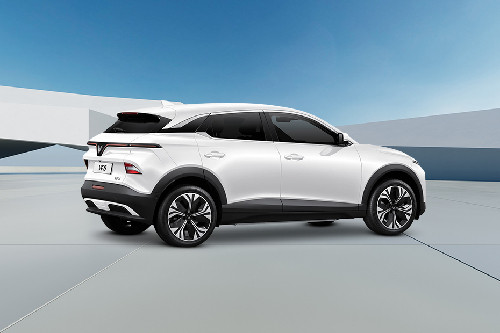 VF 6 Rear Medium Side View