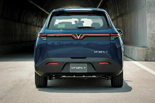 Full Rear View of VinFast VF MPV 7