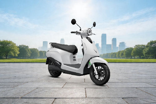VinFast Evo Slant Rear View Full Image