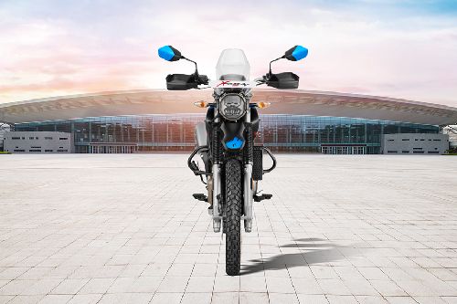 Hero XPulse 200 4V Front View Full Image