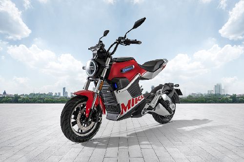 Sunra MIKU SUPER Slant Front View Full Image