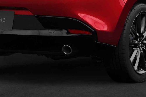 Exhaust Pipe of Mazda 3 Hatchback