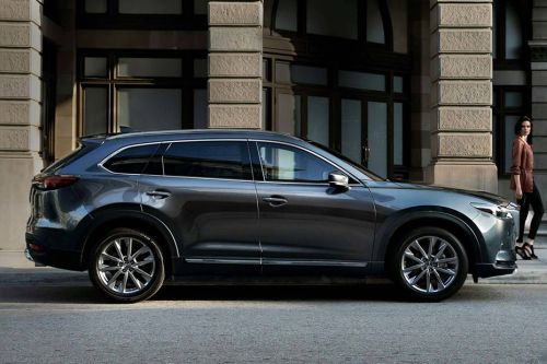 Mazda CX-9 Drivers Sideview