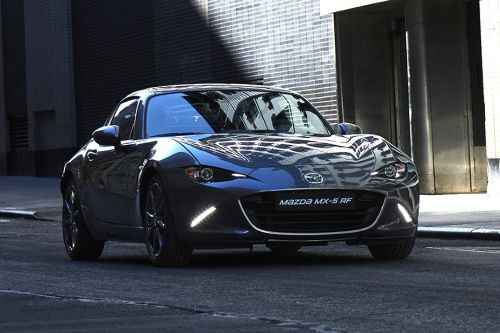 Mazda MX-5 RF Front Cross Side View