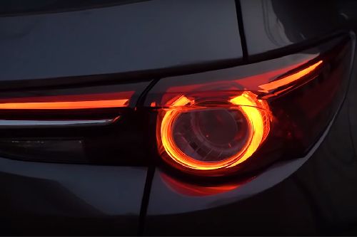 CX-8 Tail light