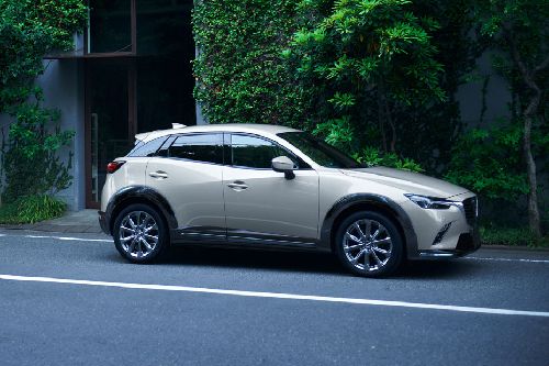 Mazda CX-3 Front Side View