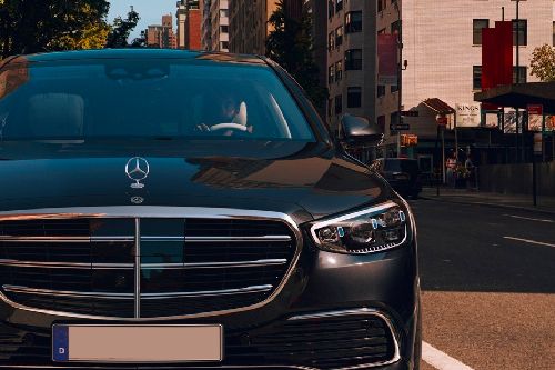 Mercedes-Benz S-Class Drivers Side Mirror Front Angle