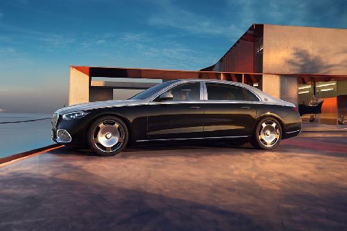 Maybach S-Class Front angle low view