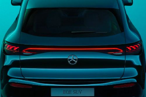 EQE SUV Tail light