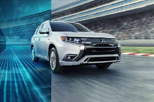 Mitsubishi Outlander PHEV Front Cross Side View