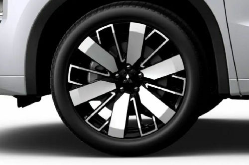 Outlander PHEV Wheel