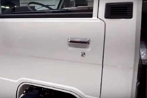 L300 Door handle